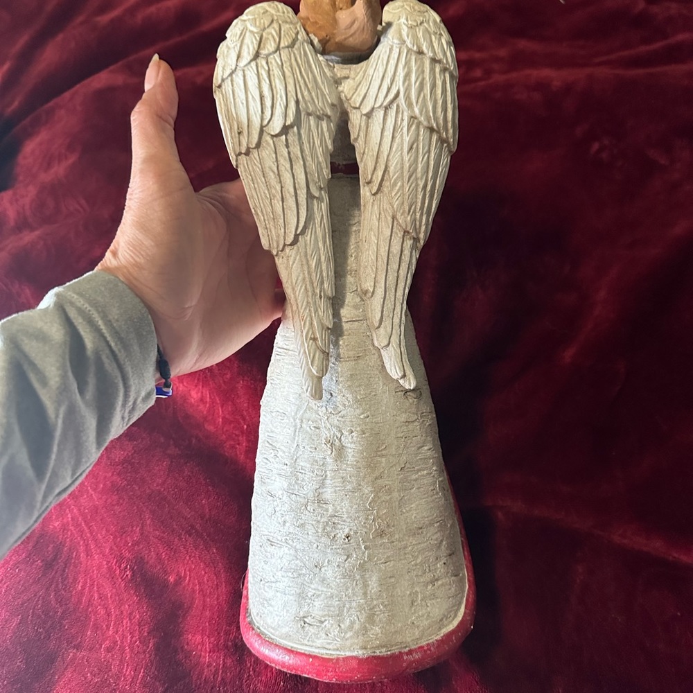 Angel with Cardinal - Picture 2 of 7